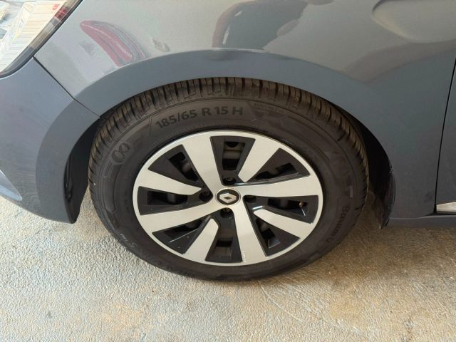 RENAULT Clio usata, con Riconoscimento dei segnali stradali