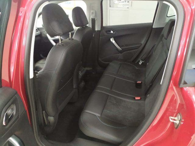 PEUGEOT 2008 usata, con Controllo trazione