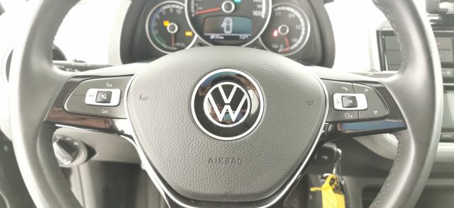 VOLKSWAGEN e-up! usata 68