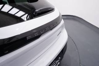 PEUGEOT 208 usata, con Airbag testa