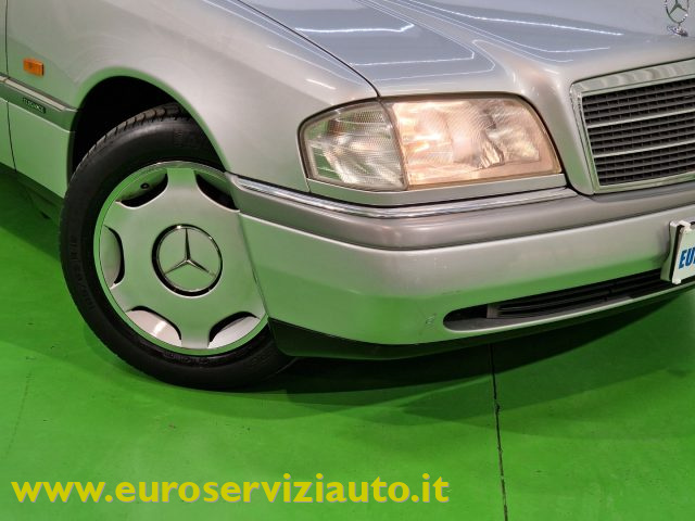 MERCEDES-BENZ C 180 usata 47