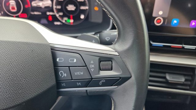 SEAT Leon usata, con Fari LED