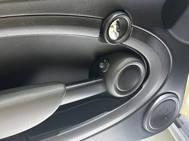 MINI Cooper D usata, con Lettore CD