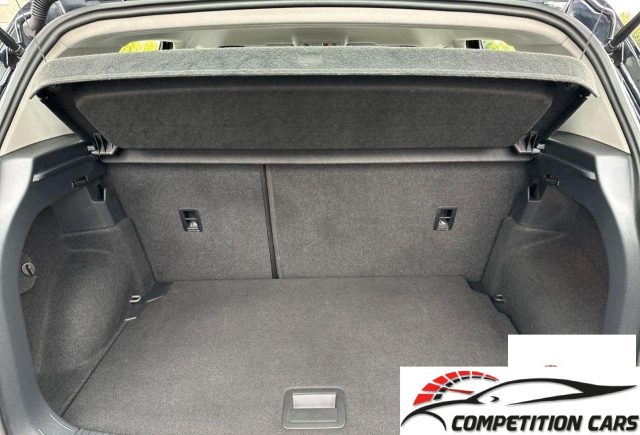 VOLKSWAGEN T-Cross usata, con Frenata d