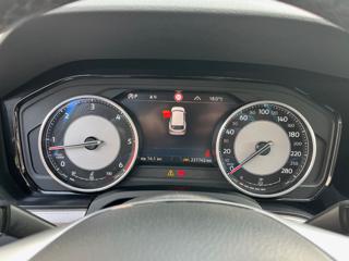 VOLKSWAGEN Touareg usata, con Climatizzatore
