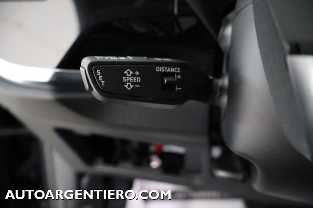 AUDI Q3 usata, con Park Distance Control