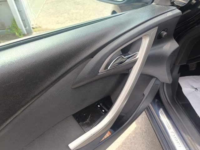 OPEL Astra usata, con Chiusura centralizzata