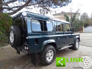 LAND ROVER Defender usata, con Autoradio