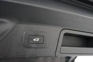 LAND ROVER Range Rover Velar usata, con Isofix