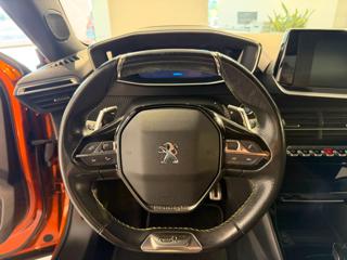 PEUGEOT 2008 usata, con Park Distance Control