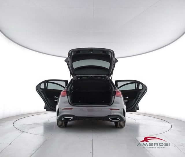 MERCEDES-BENZ A 180 usata 6