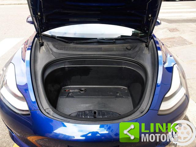 TESLA Model 3 usata, con Vetri oscurati