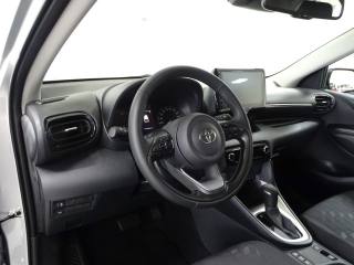 TOYOTA Yaris usata, con Servosterzo