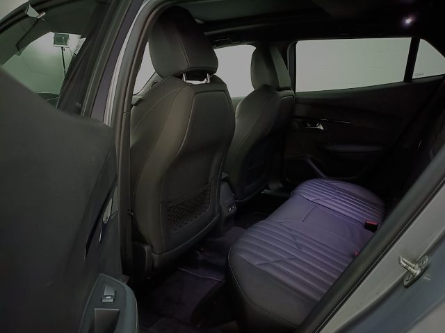 PEUGEOT 2008 usata, con USB