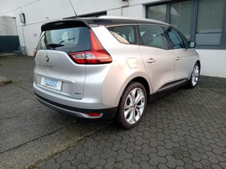 RENAULT Grand Scenic usata, con Autoradio