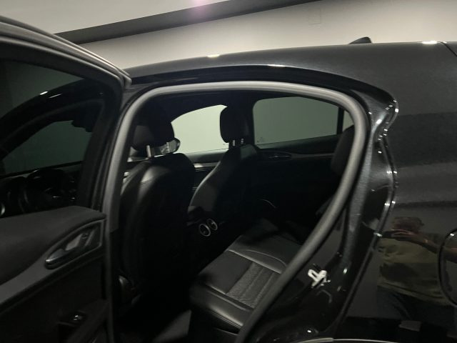 ALFA ROMEO Stelvio usata, con Controllo automatico clima