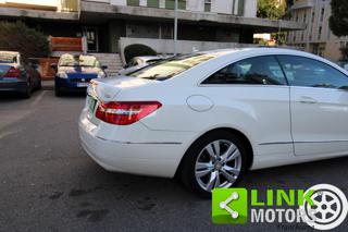 MERCEDES-BENZ E 220 usata, con Fari Xenon