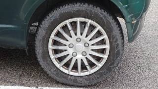 TOYOTA Yaris usata 16