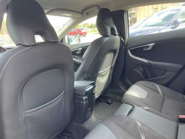 VOLVO V40 usata 14