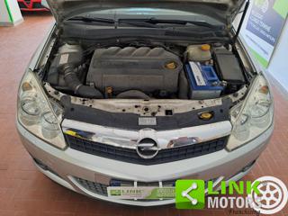 OPEL Astra usata, con Chiusura centralizzata
