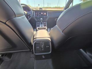 PORSCHE Macan usata, con Specchietti laterali elettrici