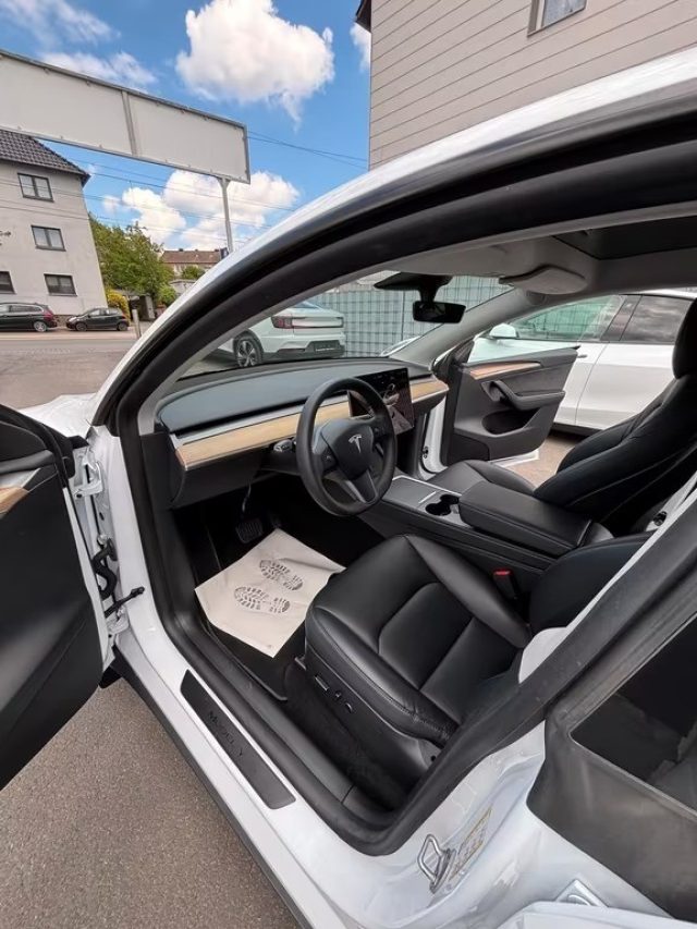 TESLA Model Y usata, con Cruise Control