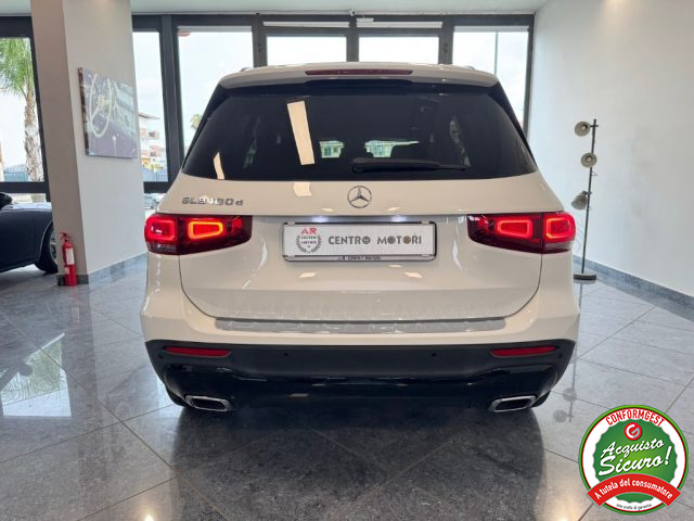 MERCEDES-BENZ GLB 180 usata, con Alzacristalli elettrici
