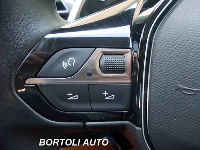 PEUGEOT 3008 usata, con Bluetooth