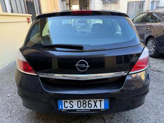 OPEL Astra usata, con Alzacristalli elettrici