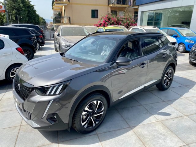 PEUGEOT 2008 usata, con Leve al volante