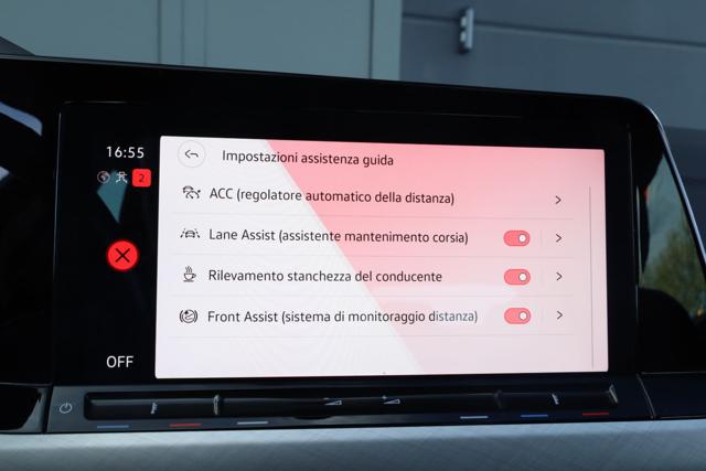 VOLKSWAGEN Golf Variant usata, con Controllo elettronico della corsia