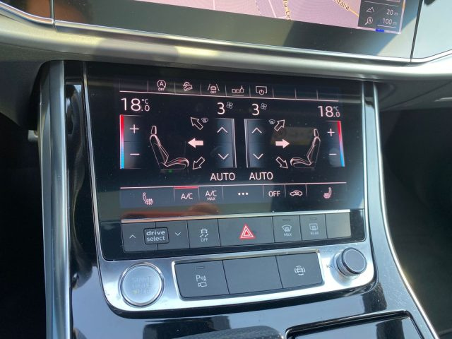 AUDI Q8 usata, con Controllo automatico clima