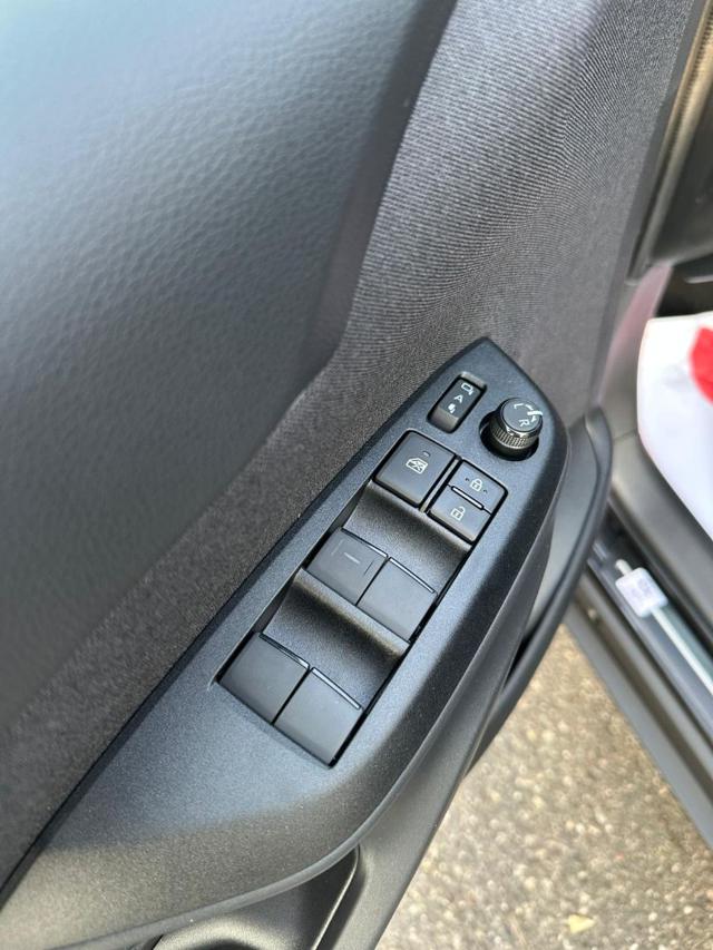 TOYOTA Yaris Cross usata, con Boardcomputer