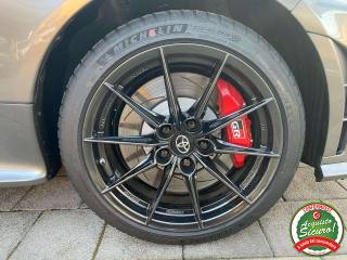 TOYOTA Yaris usata, con Sedili riscaldati