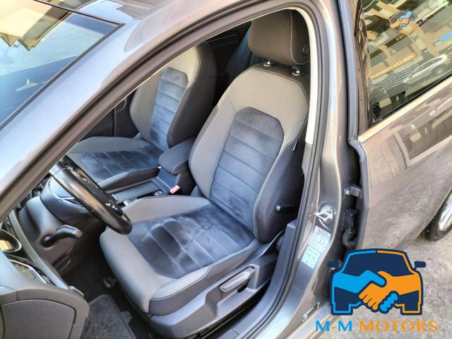 VOLKSWAGEN Golf Variant usata, con Climatizzatore