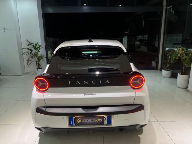 LANCIA Ypsilon usata, con Fari Xenon