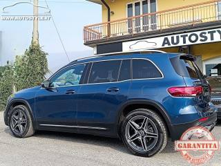 MERCEDES-BENZ GLB 200 usata, con Autoradio digitale