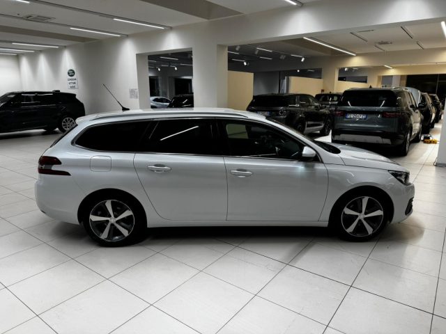 PEUGEOT 308 usata, con Cerchi in lega