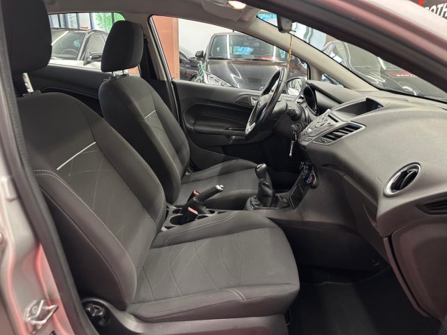 FORD Fiesta usata, con ESP