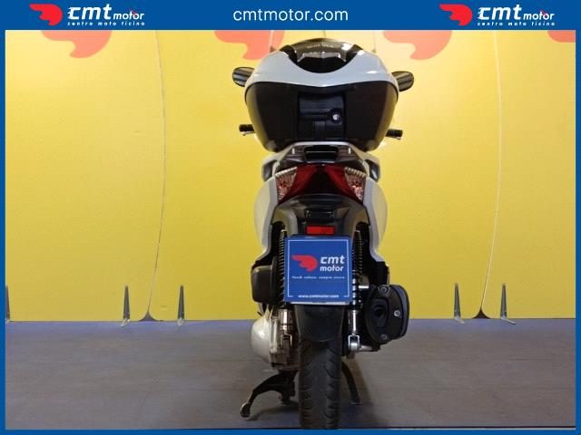 HONDA SH 300 i usata 3