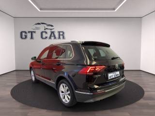 VOLKSWAGEN Tiguan usata, con Autoradio