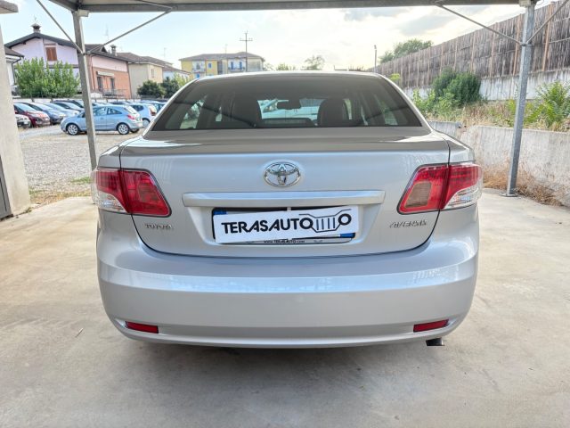 TOYOTA Avensis usata, con Antifurto