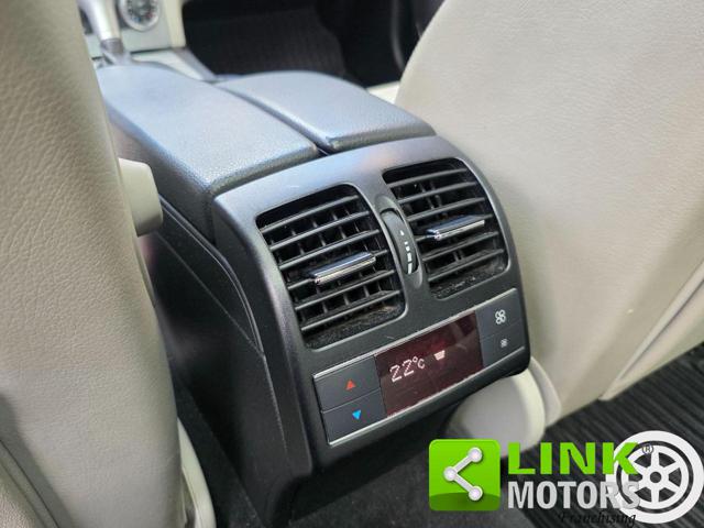 MERCEDES-BENZ C 320 usata 49