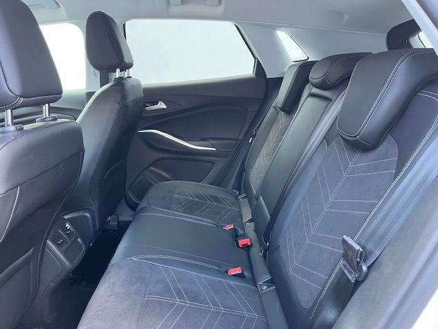 OPEL Grandland usata, con Autoradio