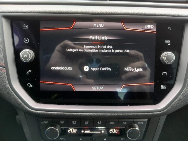 SEAT Arona usata, con Volante in pelle