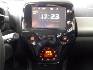 PEUGEOT 108 usata 36