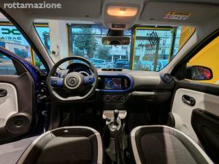RENAULT Twingo usata, con Telecamera per parcheggio assistito