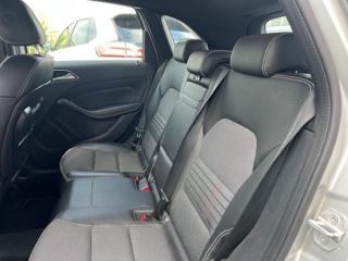 MERCEDES-BENZ B 180 usata, con Chiusura centralizzata