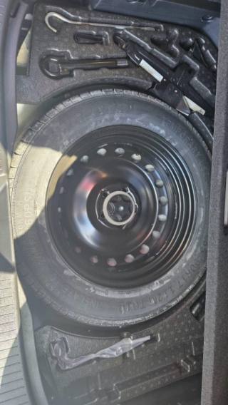 NISSAN Qashqai usata, con Fari LED