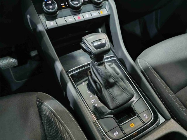 SKODA Karoq usata, con ESP